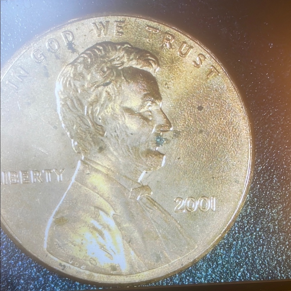 2001 Gold-Toned Coin